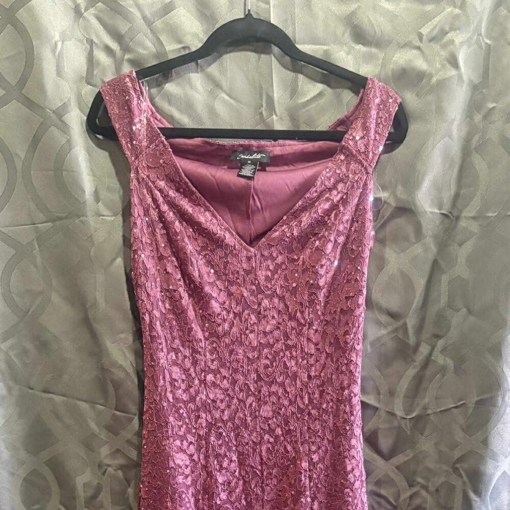 Burgundy Sequin Lace Evening Gown – Size M